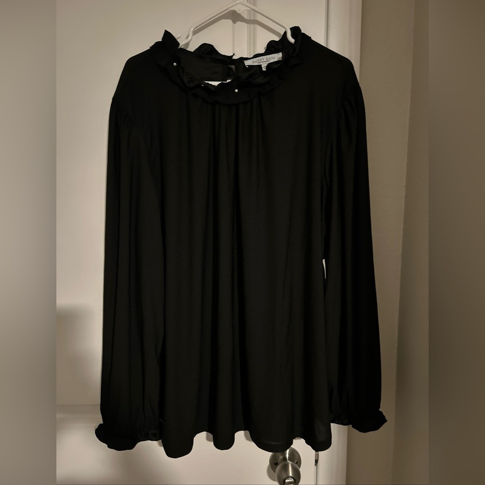 Sweet Rain Young Contemporary Women’s 3x Black Ruffled Neckline Pearl Top NWT